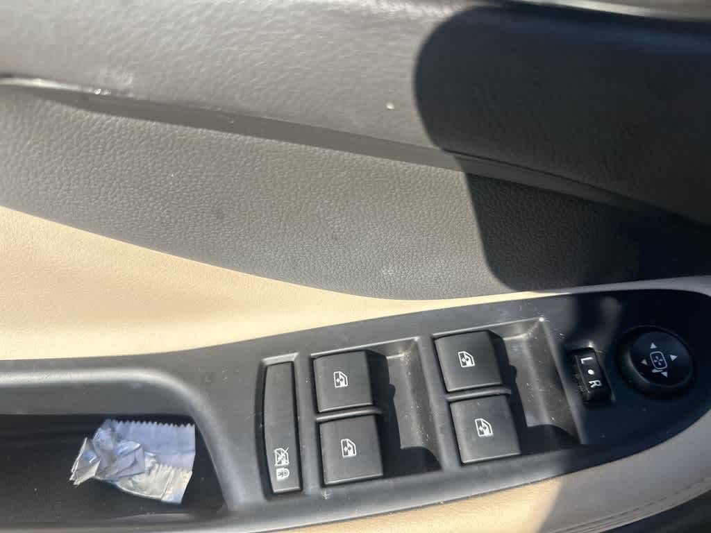 Thumbnail: 2017 Buick Envision - 6