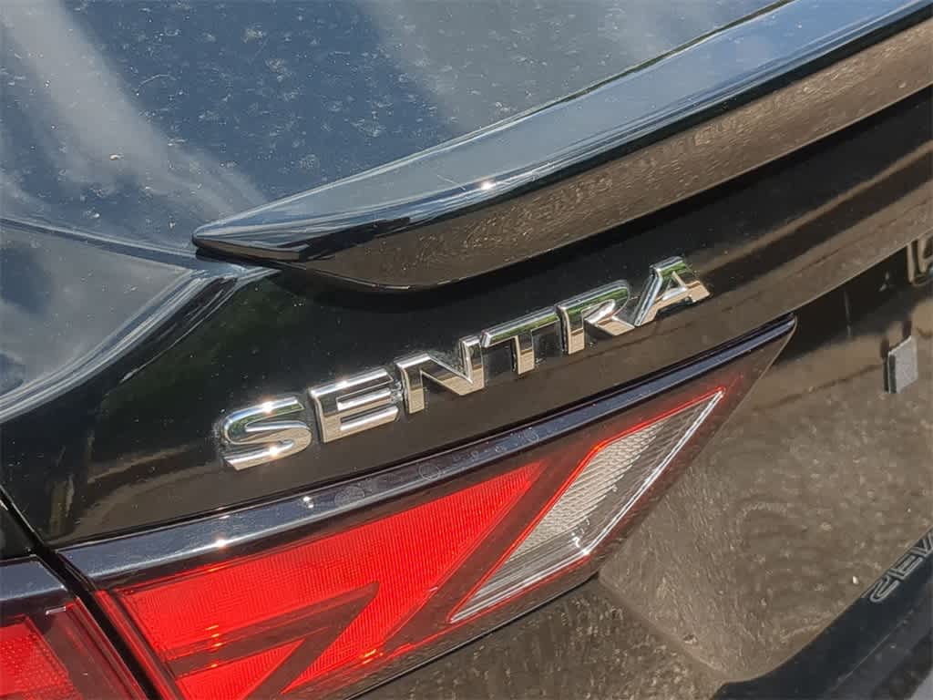 Thumbnail: 2021 Nissan Sentra - 12