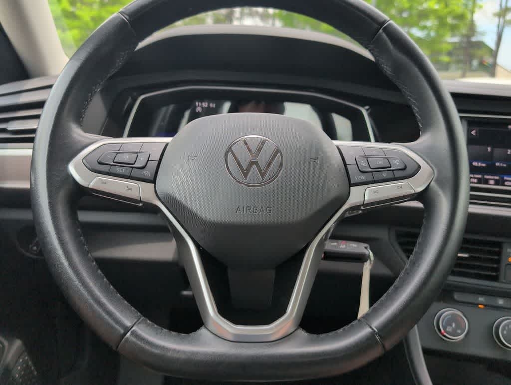 Thumbnail: 2024 Volkswagen Jetta - 22