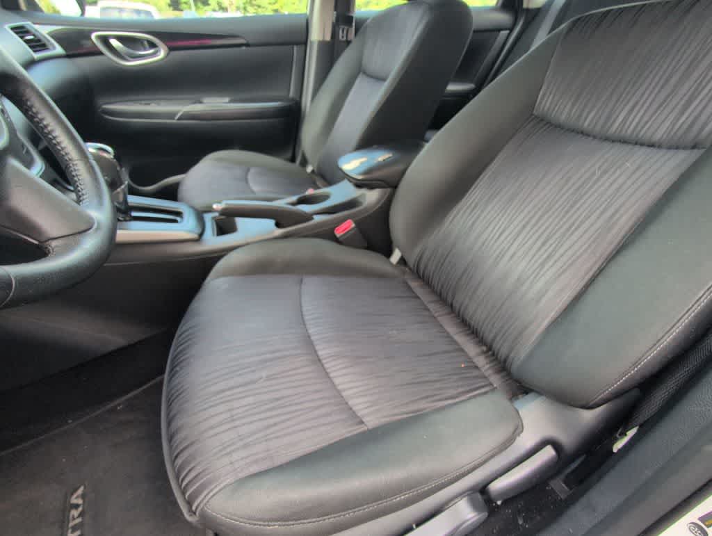 Thumbnail: 2019 Nissan Sentra - 16