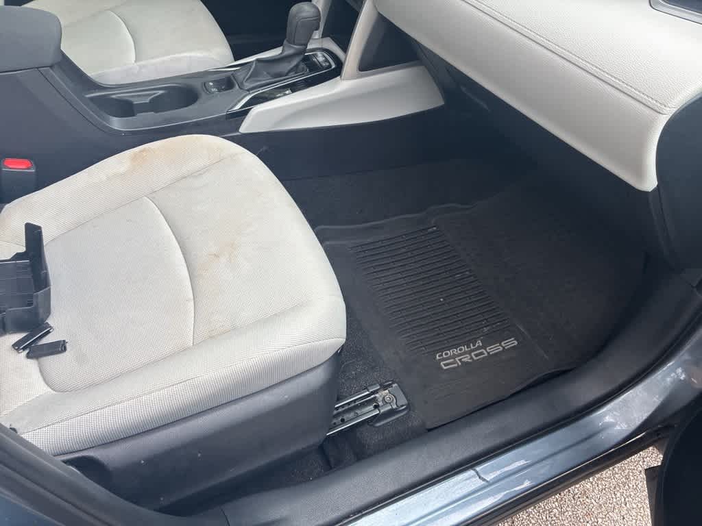 Thumbnail: 2022 Toyota Corolla Cross - 7