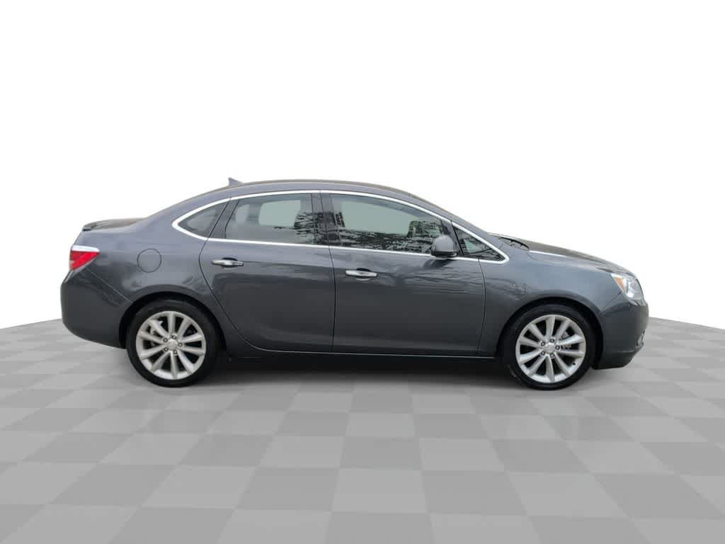 Thumbnail: 2013 Buick Verano - 9