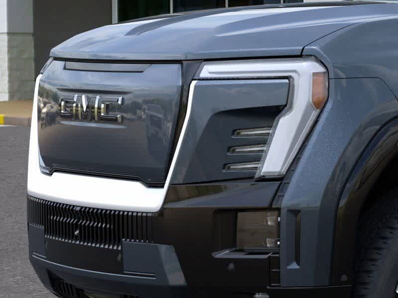 2025 GMC Sierra EV Denali 13