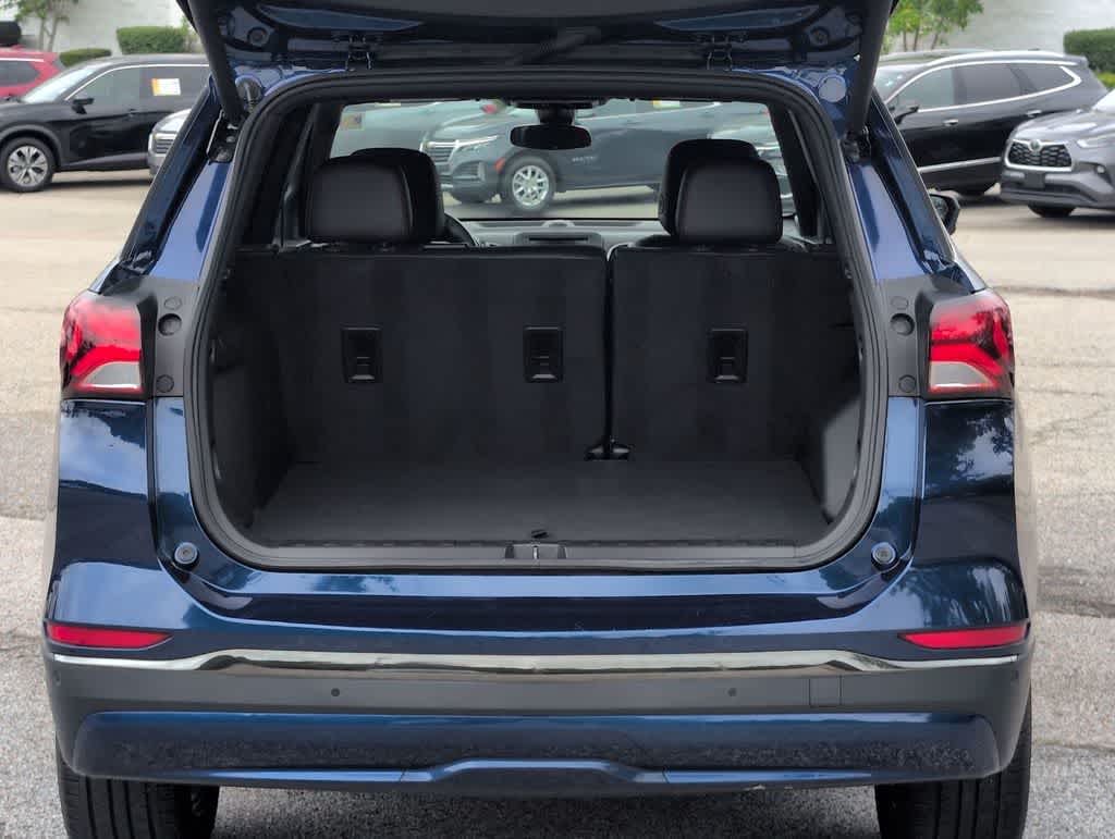 Thumbnail: 2023 Chevrolet Equinox - 33