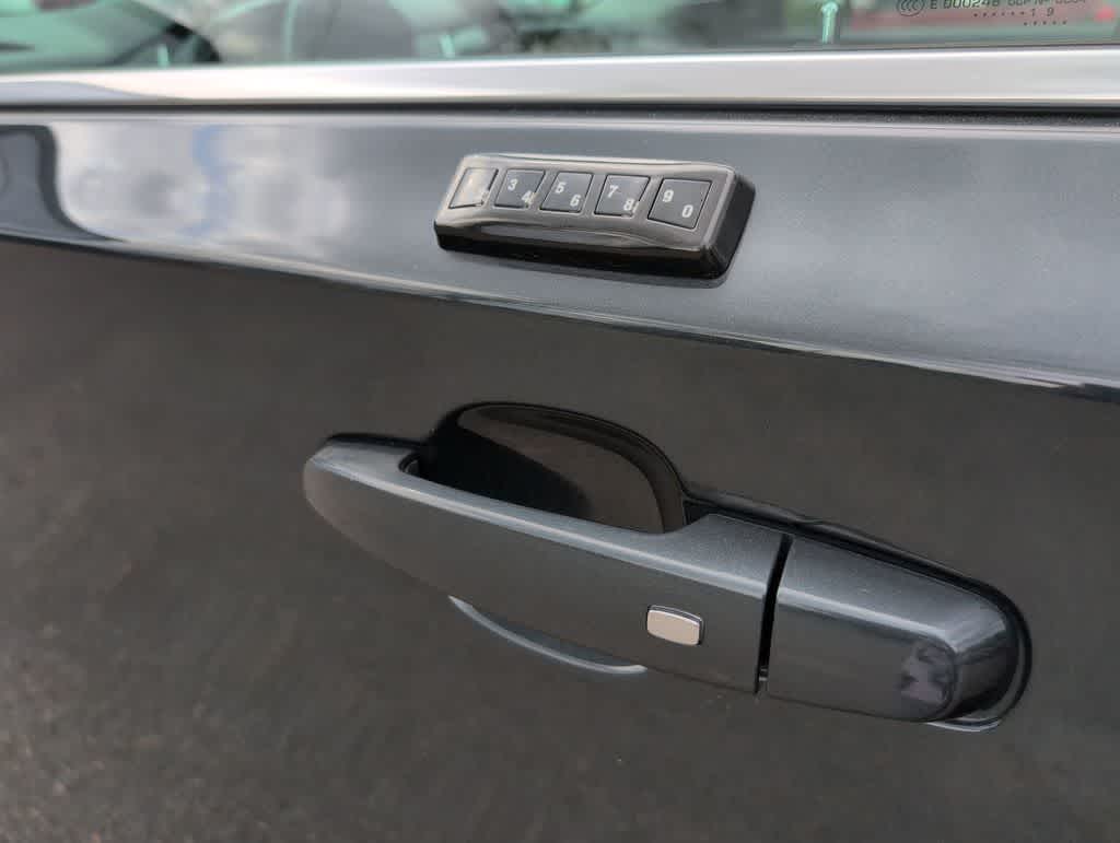 Thumbnail: 2019 Chevrolet Traverse - 37