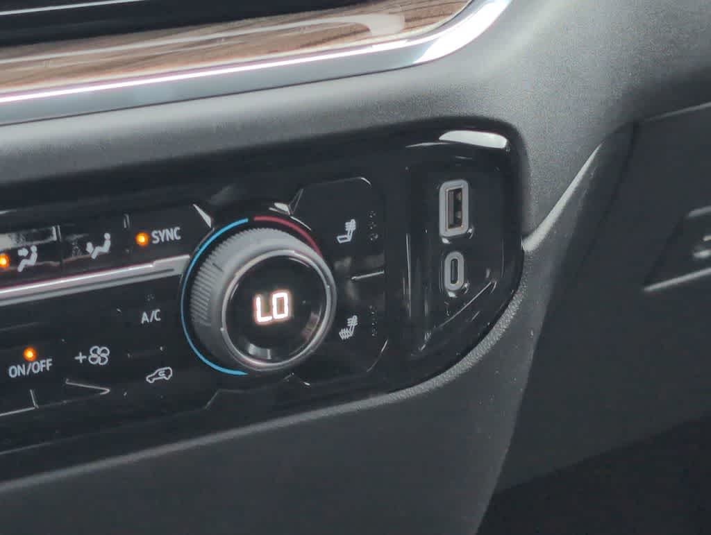 Thumbnail: 2023 Chevrolet Silverado 1500 - 31