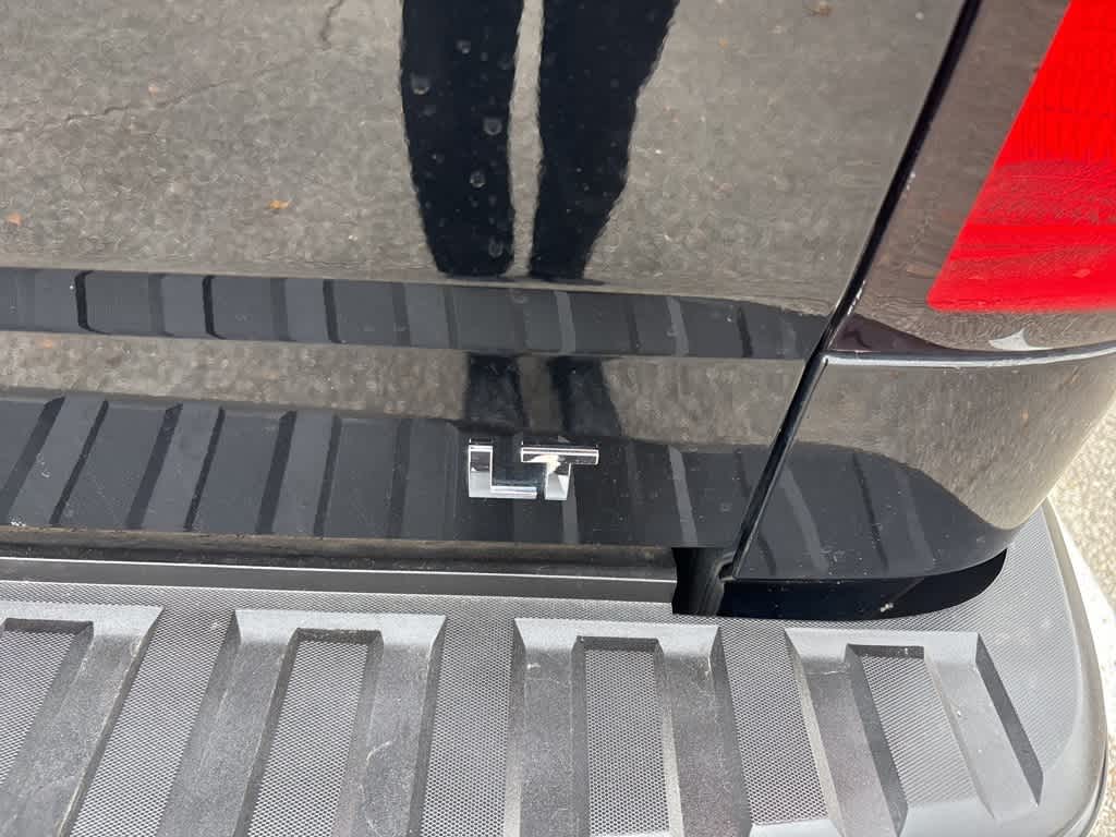 Thumbnail: 2017 Chevrolet Silverado 1500 - 22