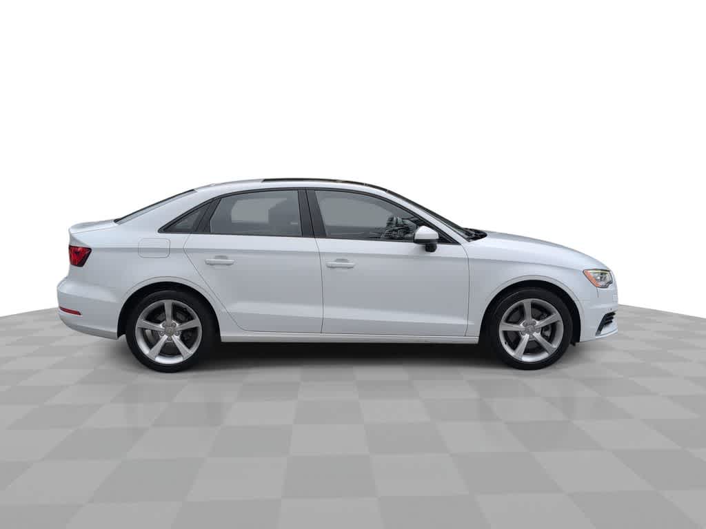 Thumbnail: 2015 Audi A3 - 8