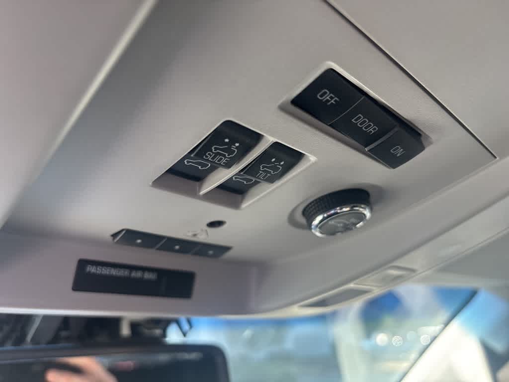 Thumbnail: 2019 GMC Yukon - 16