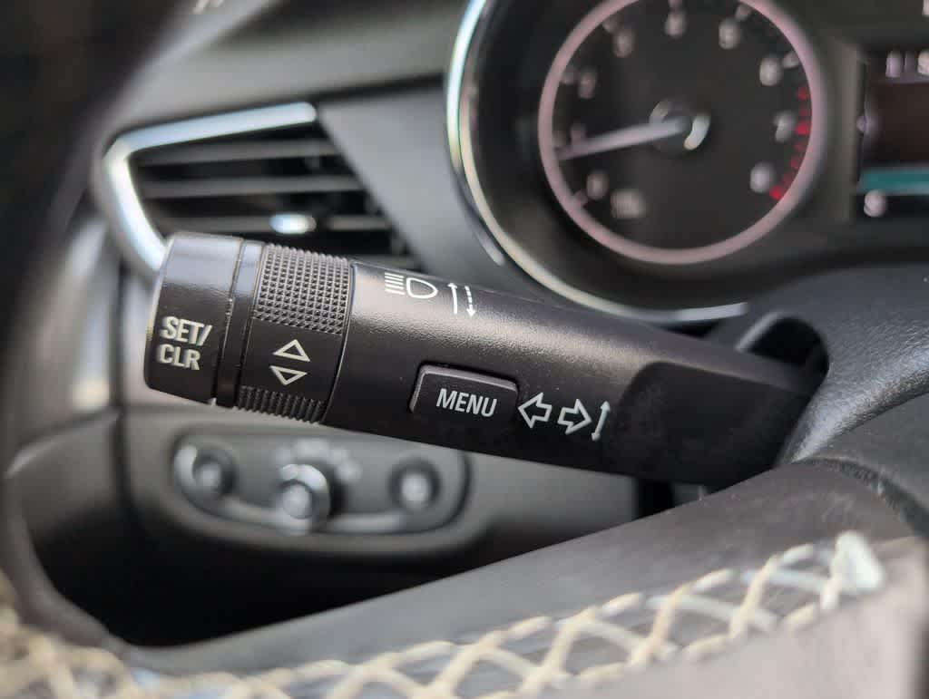 Thumbnail: 2017 Buick Encore - 27