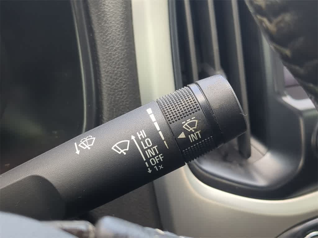 Thumbnail: 2016 GMC Canyon - 26