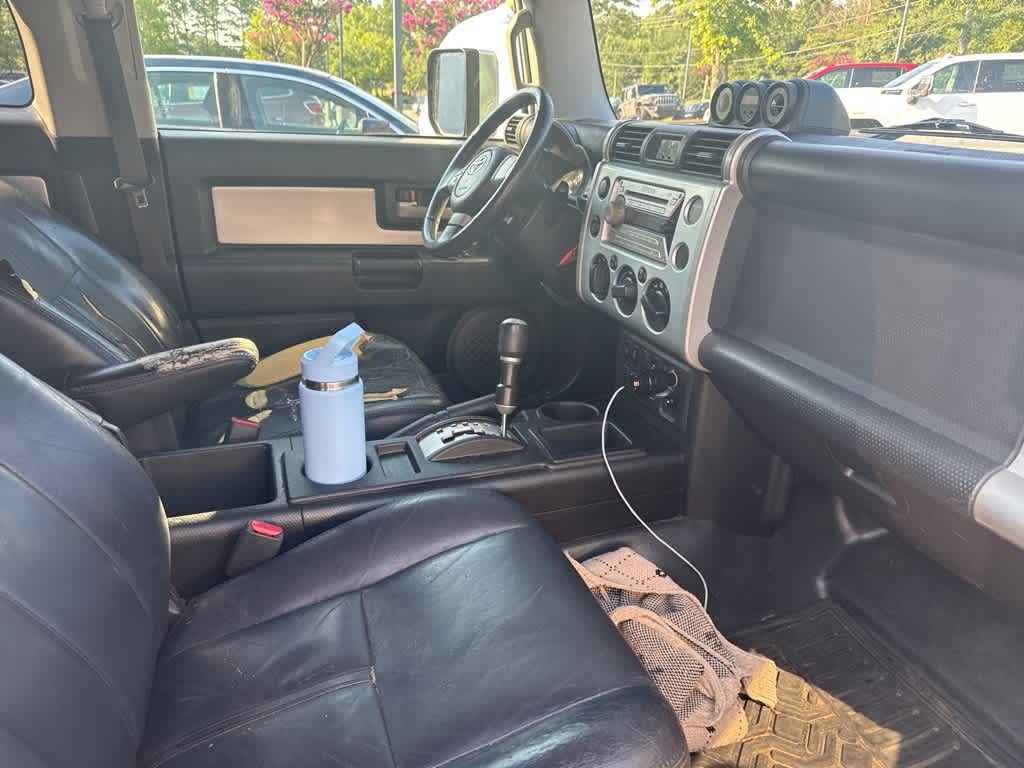 Thumbnail: 2007 Toyota FJ Cruiser - 14
