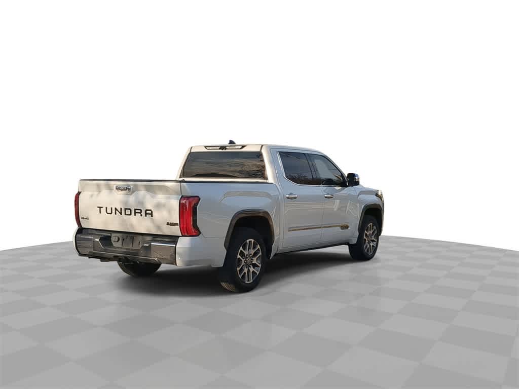 Thumbnail: 2022 Toyota Tundra - 8