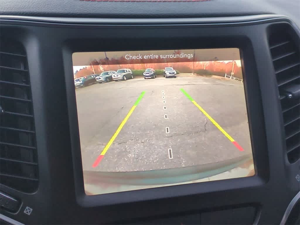 Thumbnail: 2019 Jeep Cherokee - 29