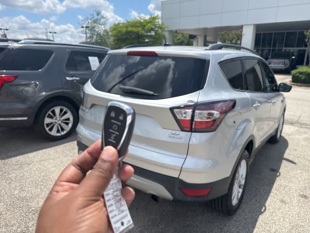 Thumbnail: 2018 Ford Escape - 9