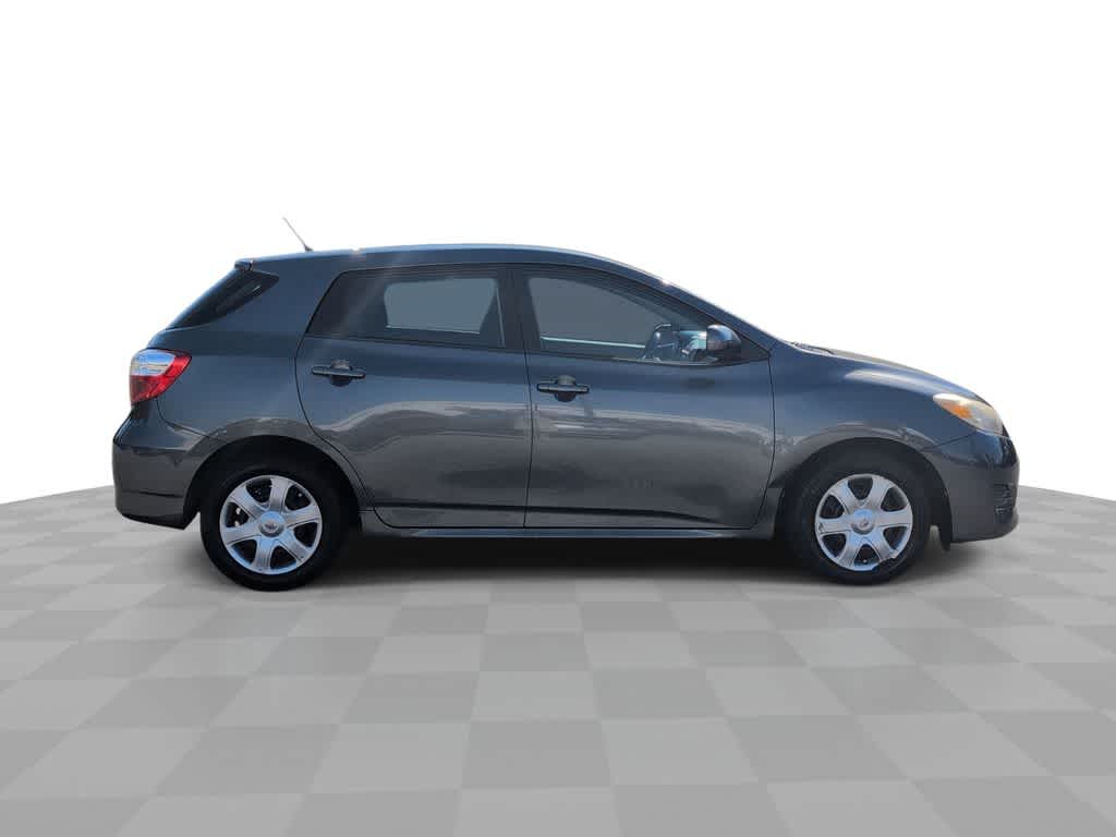 Thumbnail: 2010 Toyota Matrix - 9