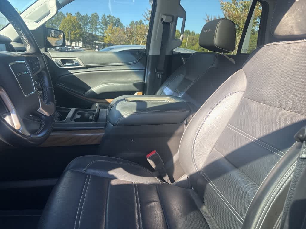 Thumbnail: 2019 GMC Yukon - 18