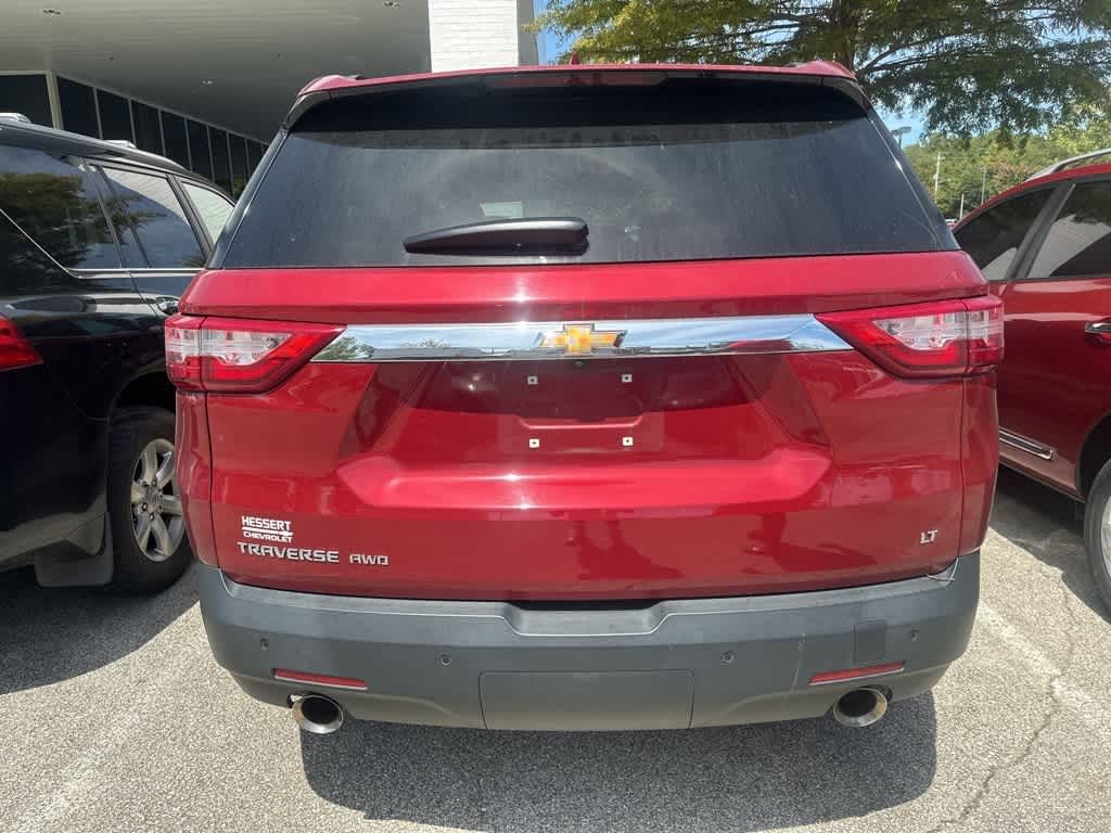 Thumbnail: 2021 Chevrolet Traverse - 3