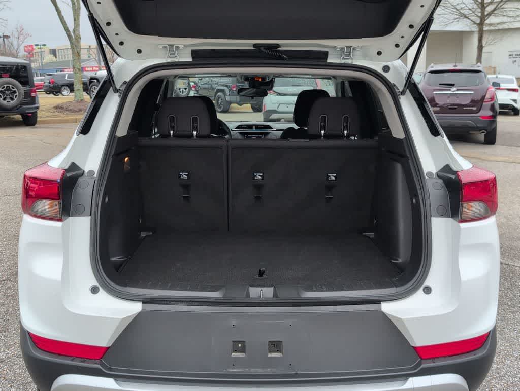 Thumbnail: 2023 Chevrolet TrailBlazer - 34