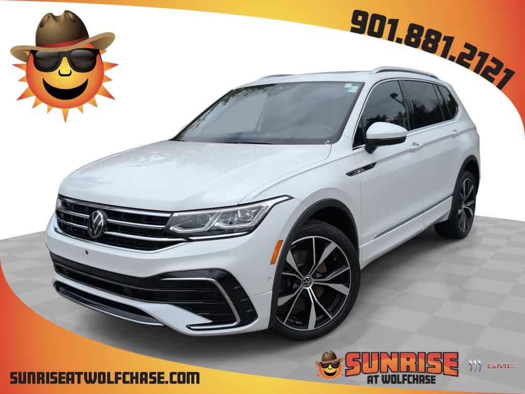 Thumbnail: 2023 Volkswagen Tiguan - 1