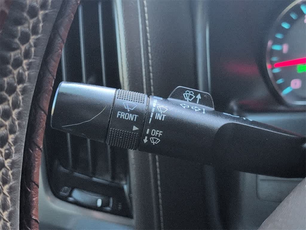 Thumbnail: 2019 Chevrolet Silverado 2500 - 26