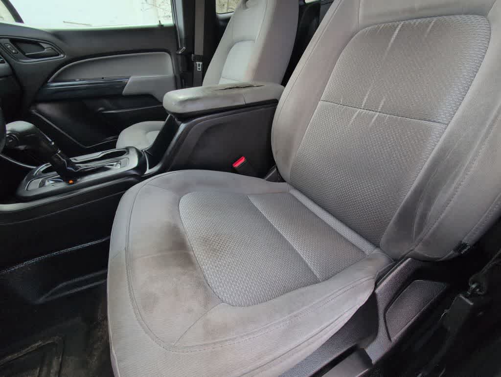 Thumbnail: 2017 Chevrolet Colorado - 16