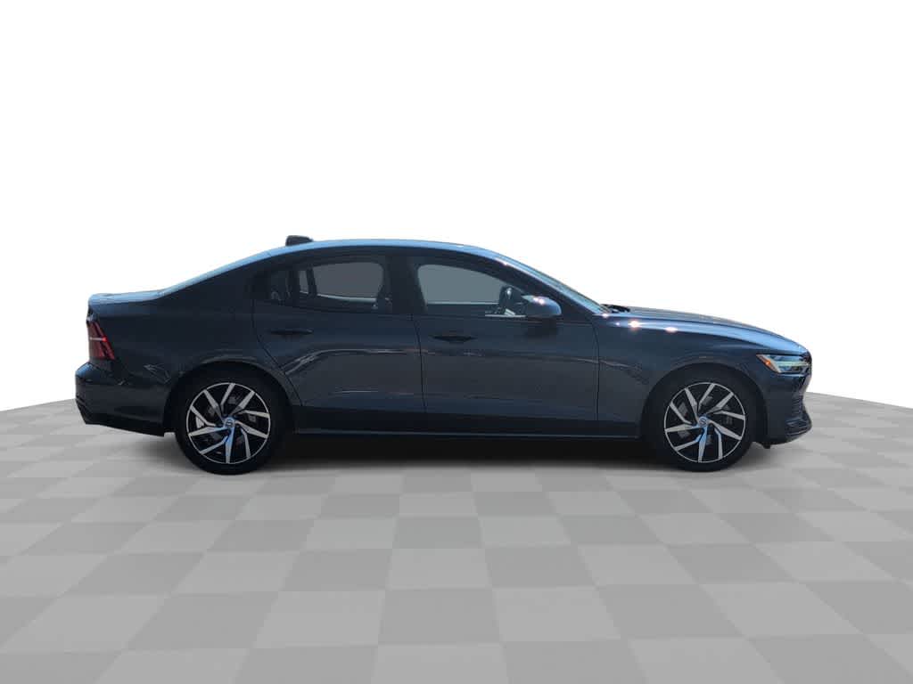 Thumbnail: 2020 Volvo S60 - 9
