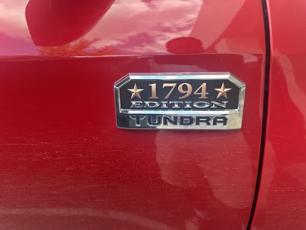 Thumbnail: 2015 Toyota Tundra - 4