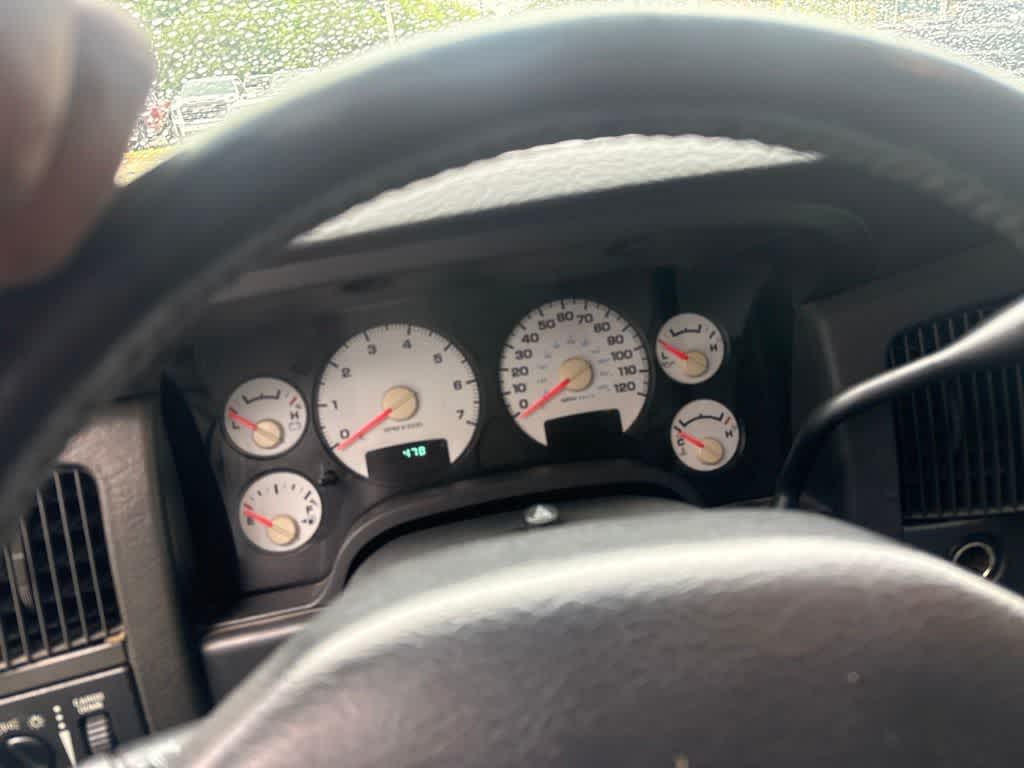 Thumbnail: 2002 Dodge Ram 1500 - 25