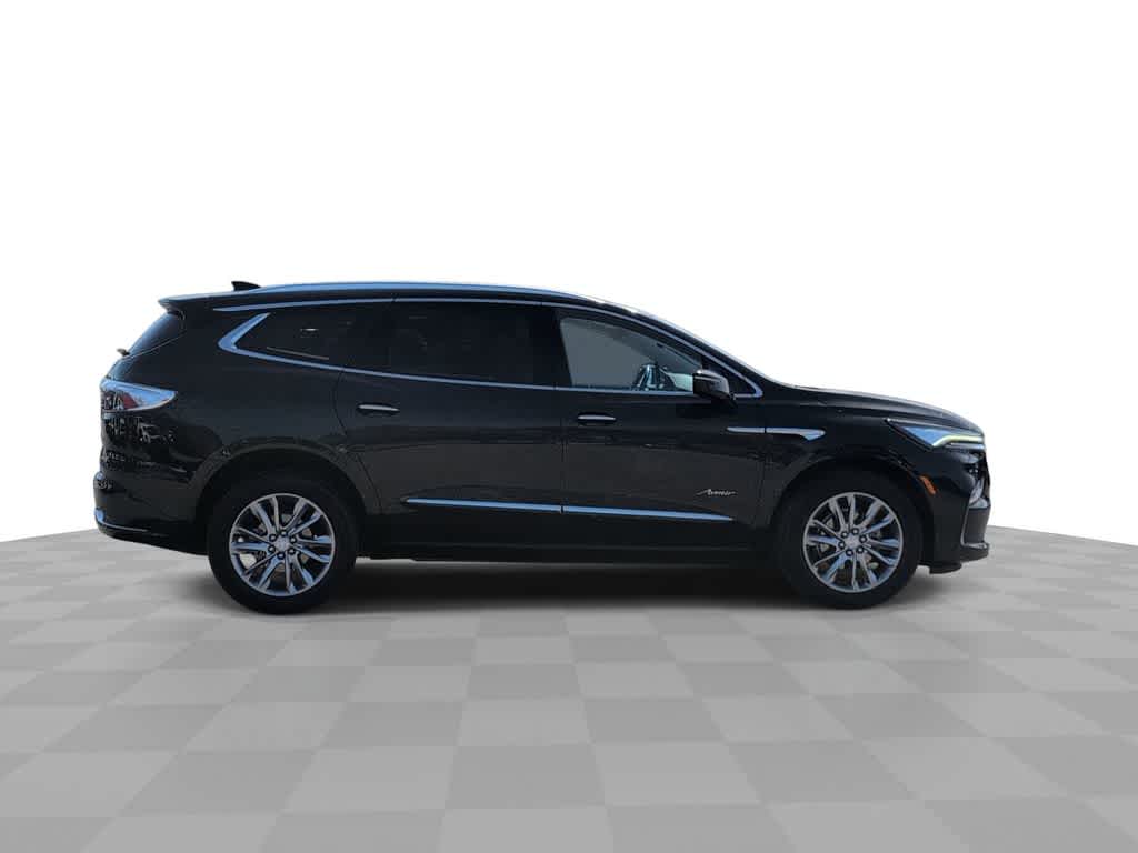 Thumbnail: 2022 Buick Enclave - 9