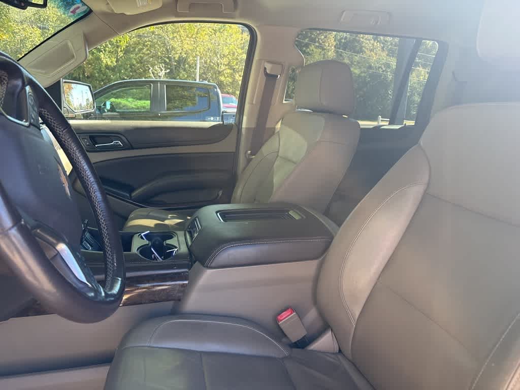 Thumbnail: 2018 Chevrolet Suburban - 23