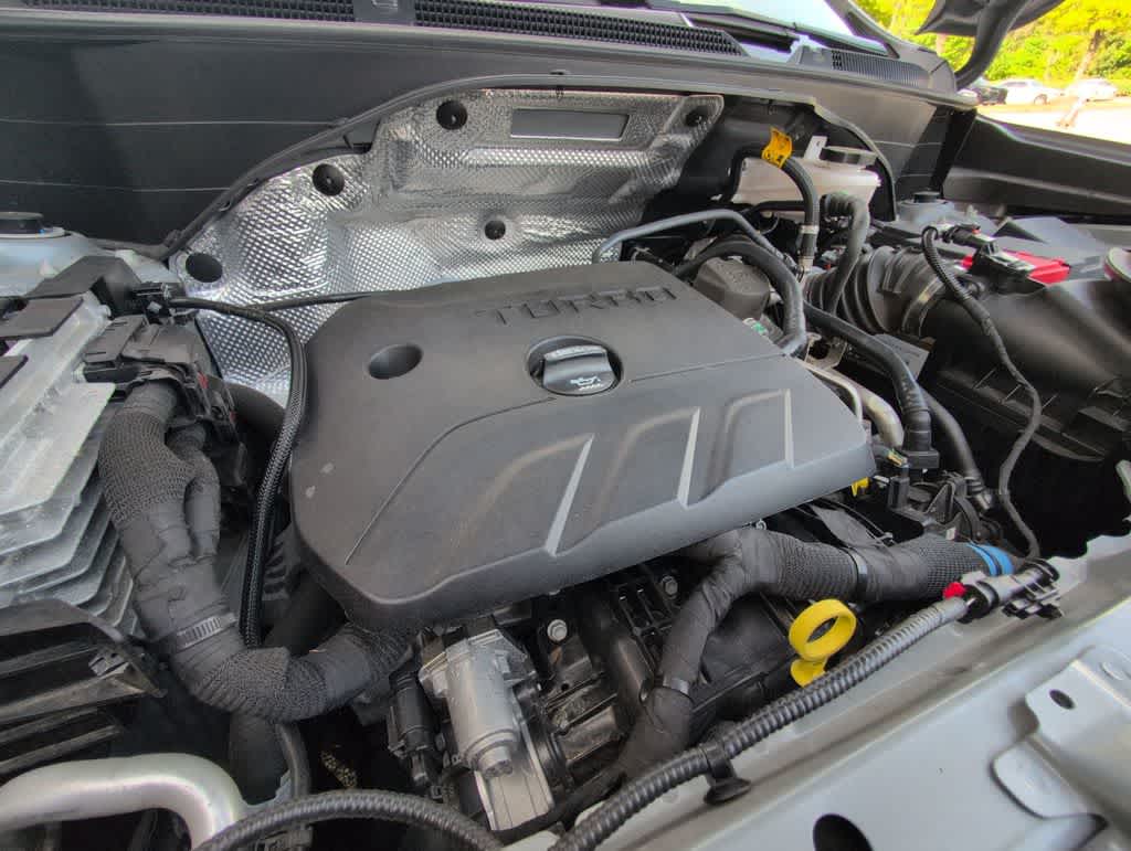 Thumbnail: 2023 Buick Encore GX - 15