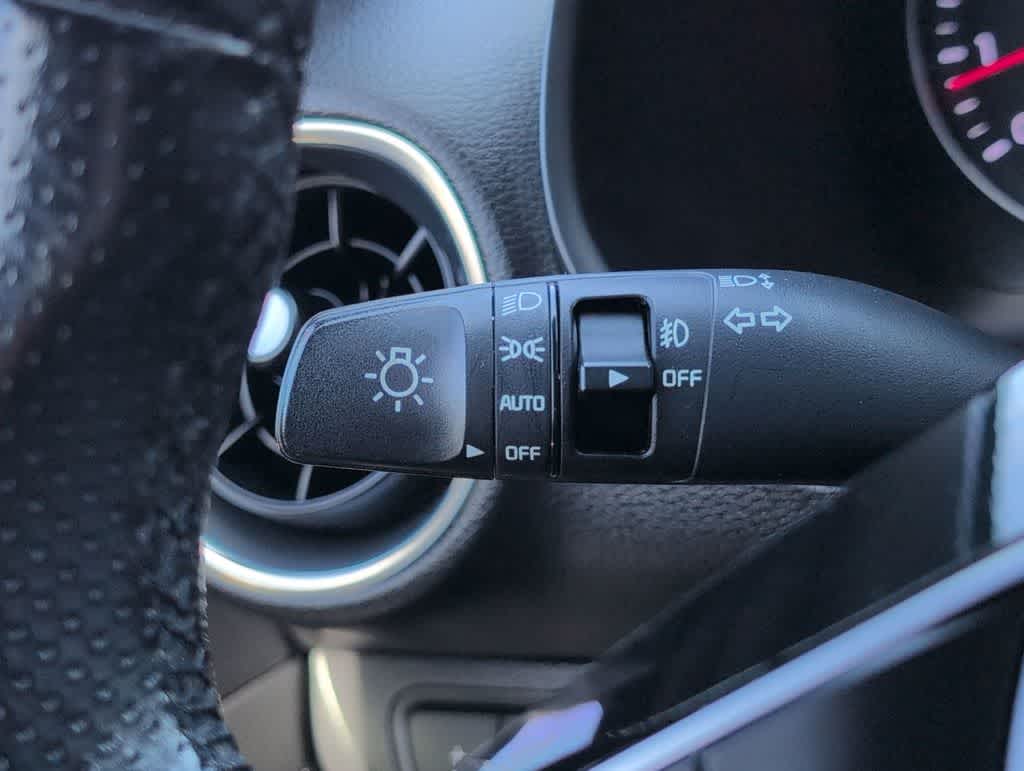 Thumbnail: 2020 Kia Forte - 26