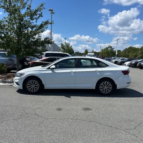 Thumbnail: 2021 Volkswagen Jetta - 5