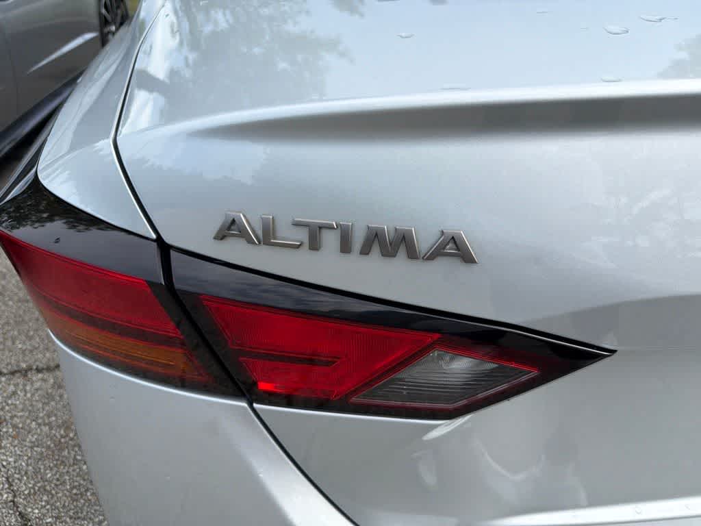 Thumbnail: 2023 Nissan Altima - 6