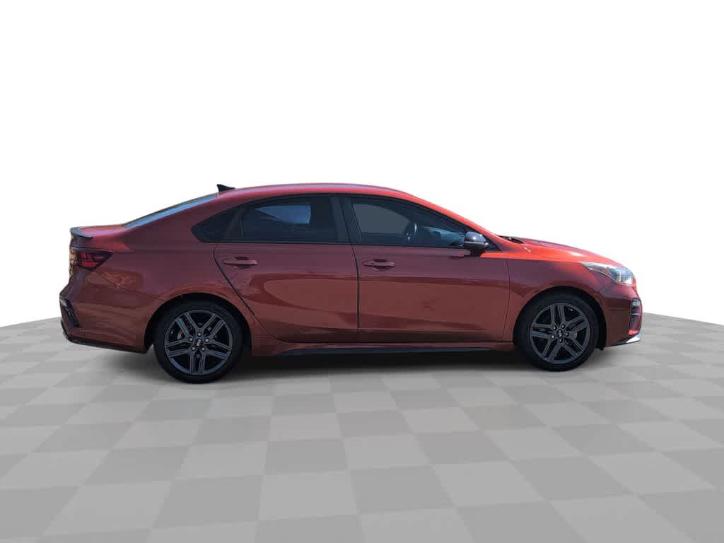 Thumbnail: 2020 Kia Forte - 8