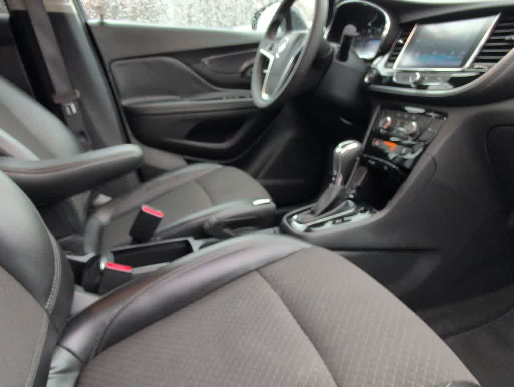 Thumbnail: 2021 Buick Encore - 21