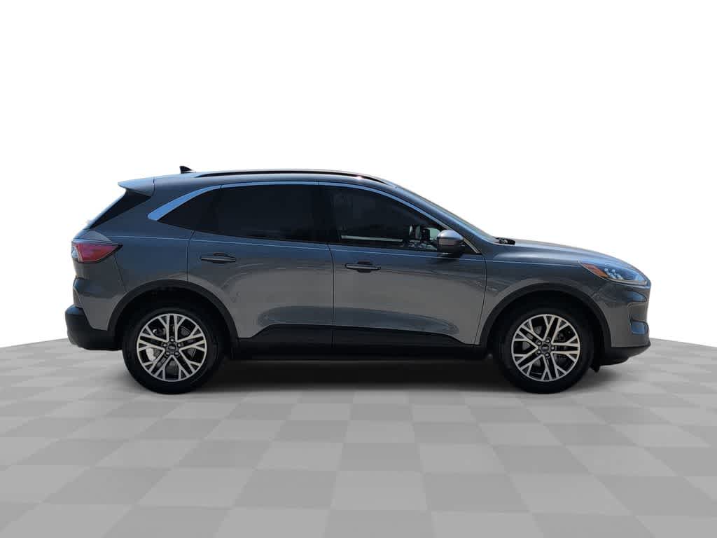 Thumbnail: 2021 Ford Escape - 9