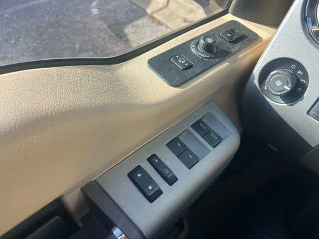 Thumbnail: 2016 Ford F-250 - 30