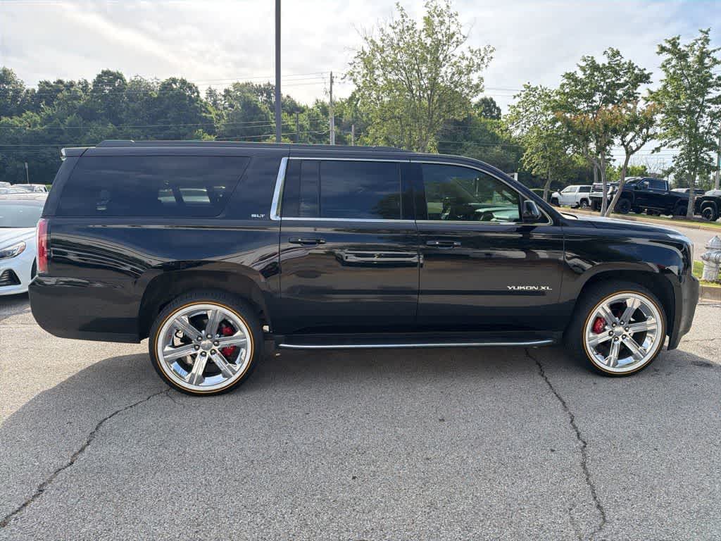Thumbnail: 2020 GMC Yukon XL - 11