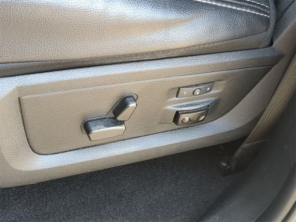 Thumbnail: 2017 RAM 1500 - 17