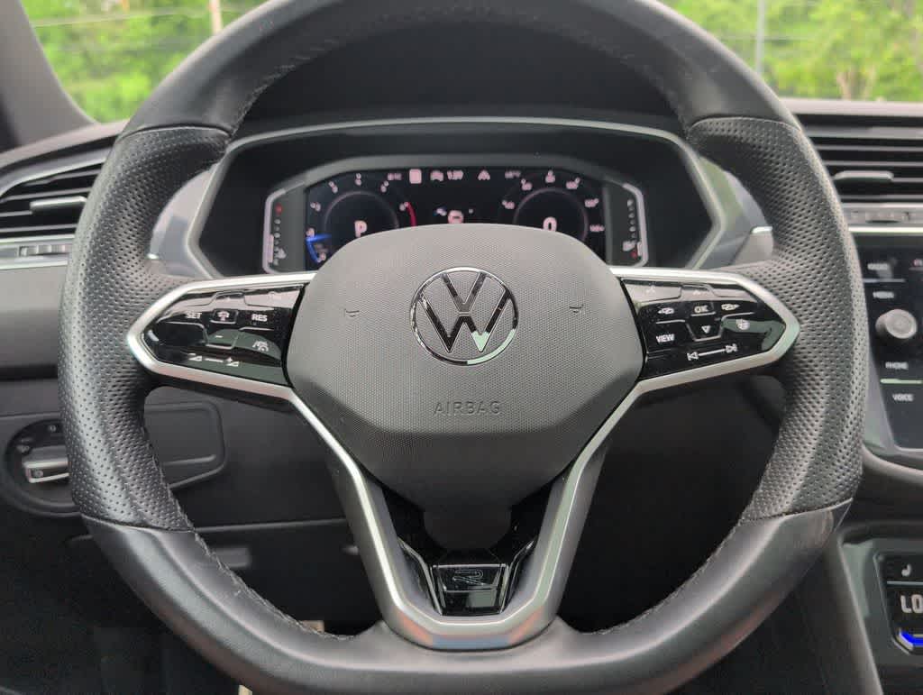 Thumbnail: 2023 Volkswagen Tiguan - 23