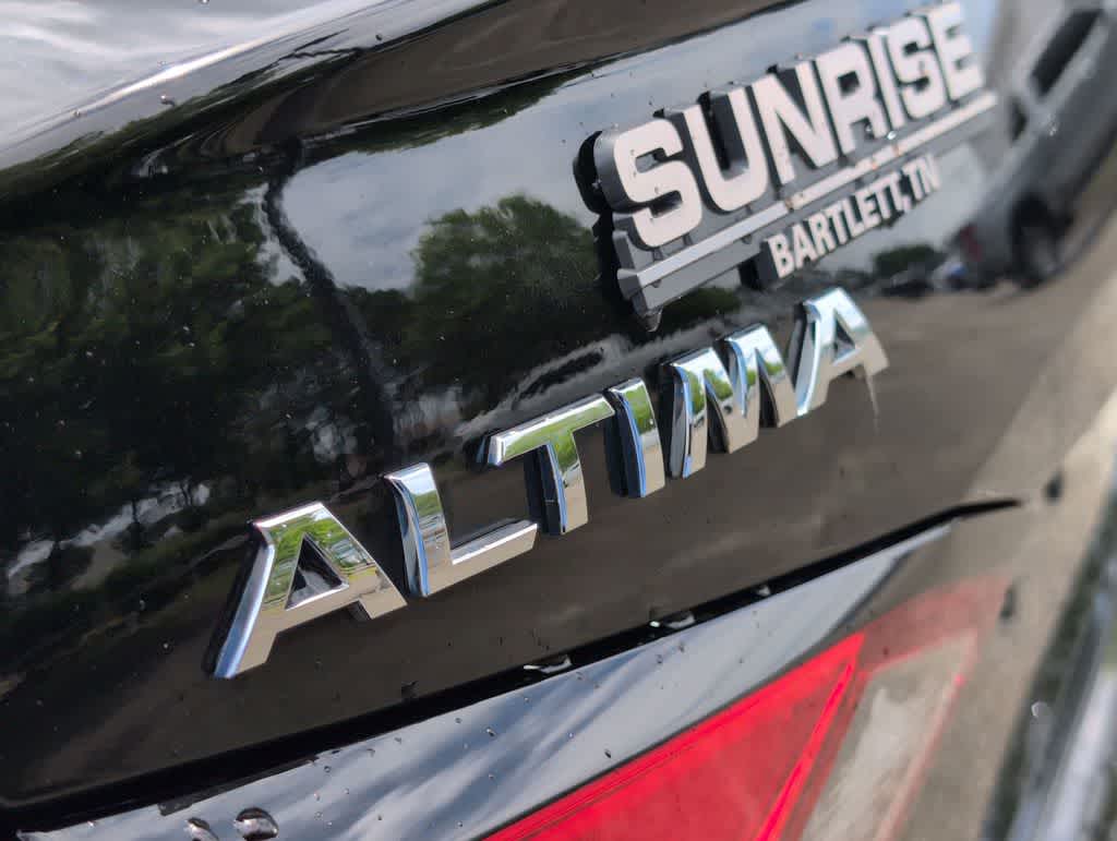 Thumbnail: 2019 Nissan Altima - 13