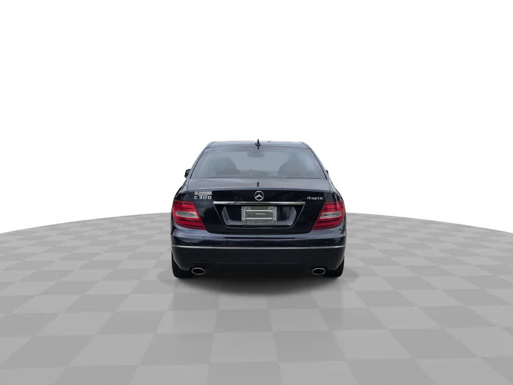Thumbnail: 2013 Mercedes-Benz C-Class - 7
