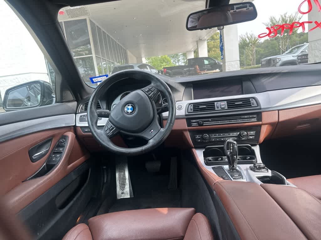 Thumbnail: 2013 BMW 5 Series - 24