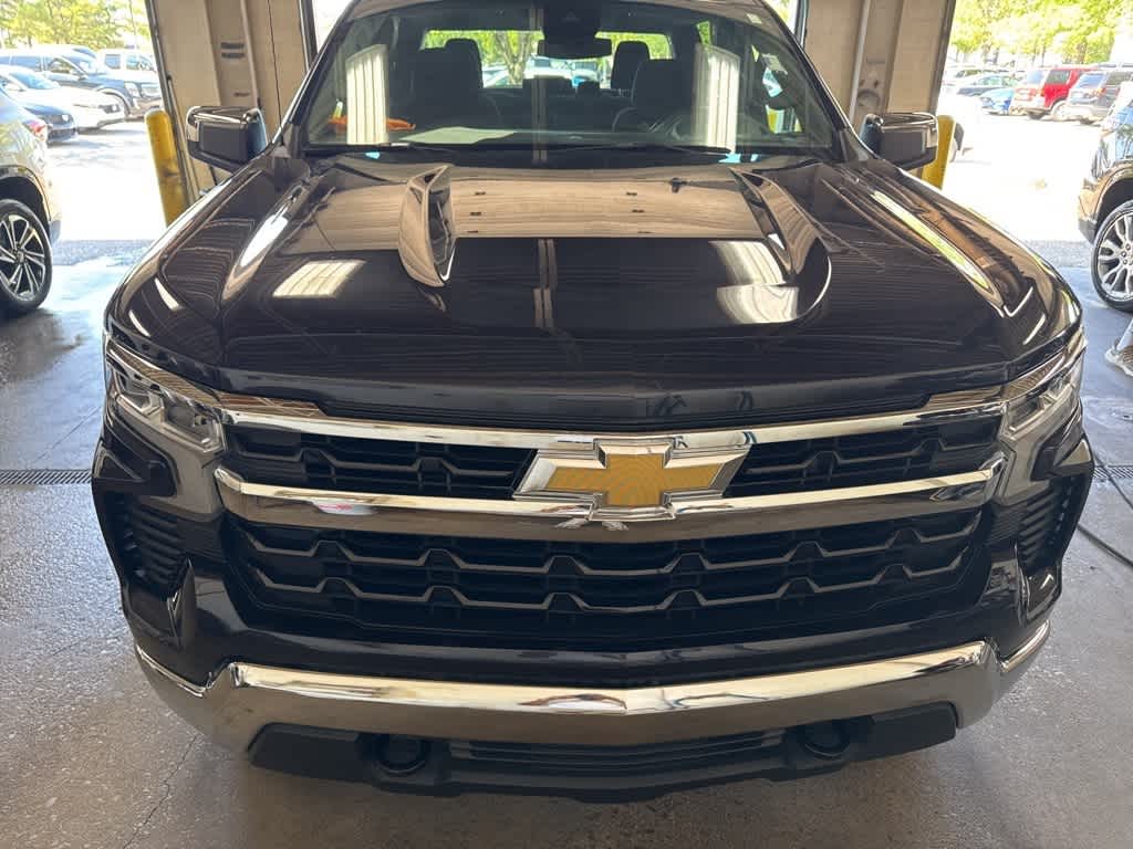Thumbnail: 2022 Chevrolet Silverado 1500 - 12