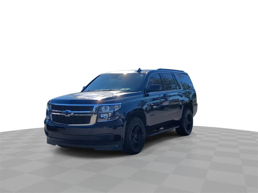 Thumbnail: 2017 Chevrolet Tahoe - 4