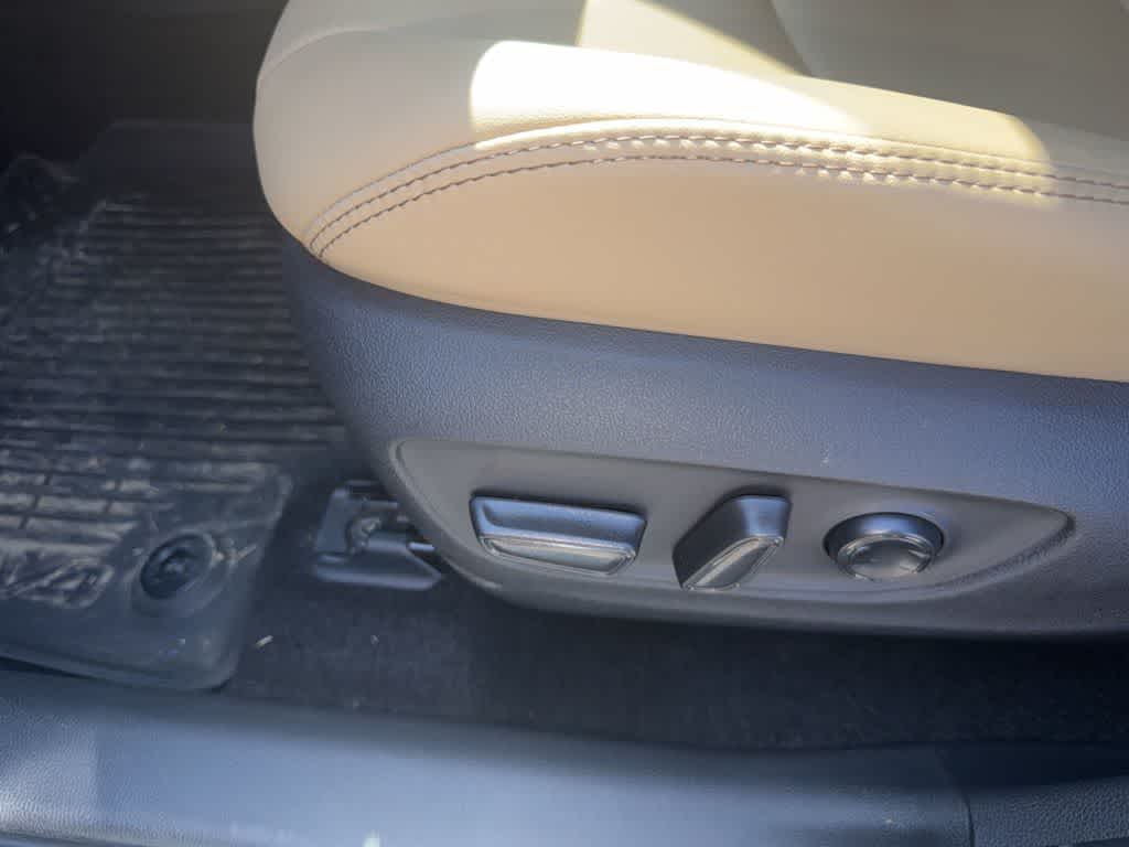 Thumbnail: 2024 Toyota RAV4 - 5