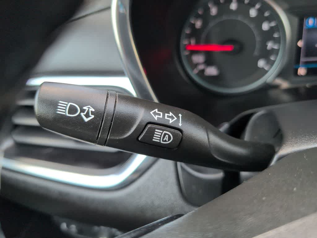 Thumbnail: 2023 Chevrolet Equinox - 26