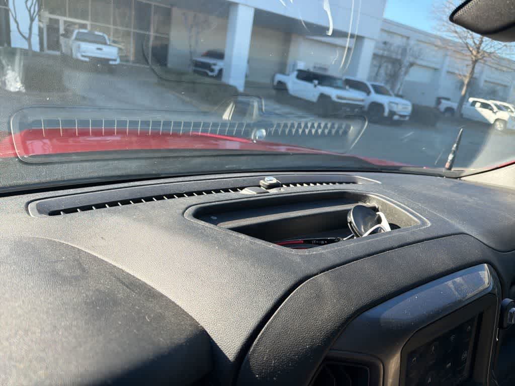 Thumbnail: 2019 Chevrolet Silverado 1500 - 13